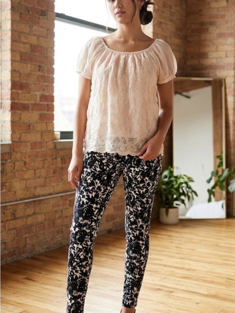 Women's Black & Cream Printed Slim Pants with silk top and shoes